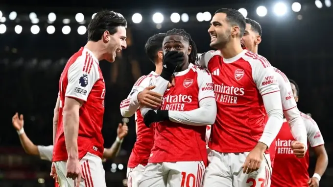 Điểm nhấn loạt trận VĐQG châu Âu